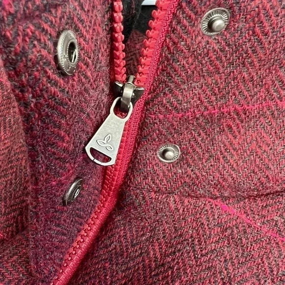 prAna Size XS Women's Wool Convertible Red Windowpane Caprise Jacket Coat New! - Picture 6 of 9